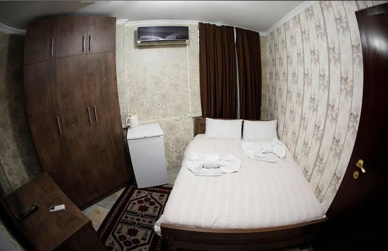 Royal Hotel Tbiliszi Kültér fotó