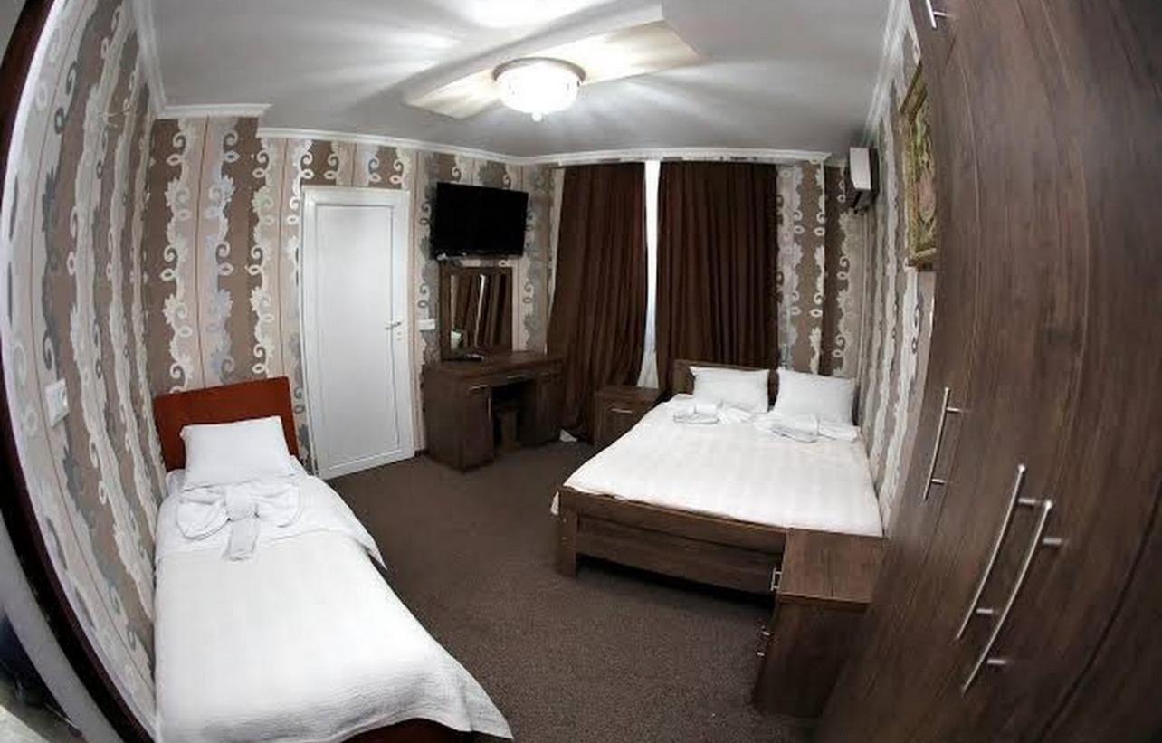 Royal Hotel Tbiliszi Kültér fotó
