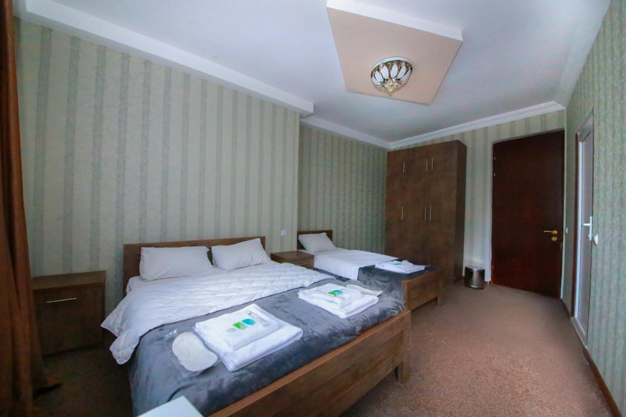 Royal Hotel Tbiliszi Kültér fotó
