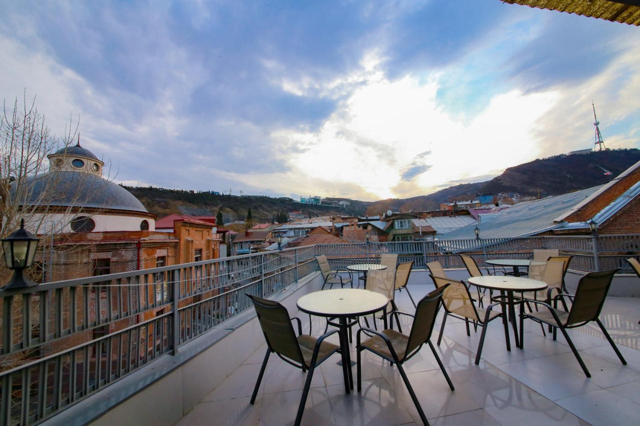 Royal Hotel Tbiliszi Kültér fotó
